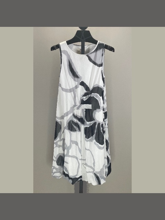 Fuzzi Dresses & Skirts - Fuzzi Dress Womens Medium black gray white floral mesh bubble hem designer shift